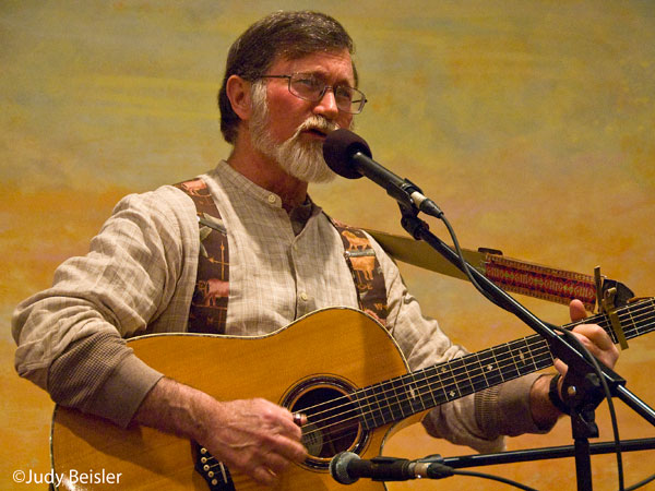 Folksinger Geoff Kaufman will join PVFS Song & Story Swap on Nov 7