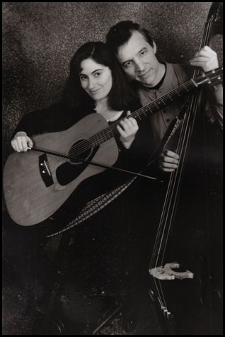 Irthlinz Acoustic Duo -- Sharon Abreu and Michael Hurwicz will join May 3 Song & Story Swap