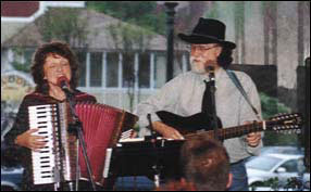 Lou & Peter Berryman at the Black Sheep Cafe, Amherst, Mass., 5/12/02