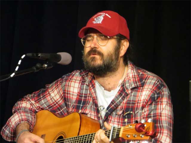 Folksinger Chris Koldewey will join Feb. 1 Song & Story Swap in Amherst